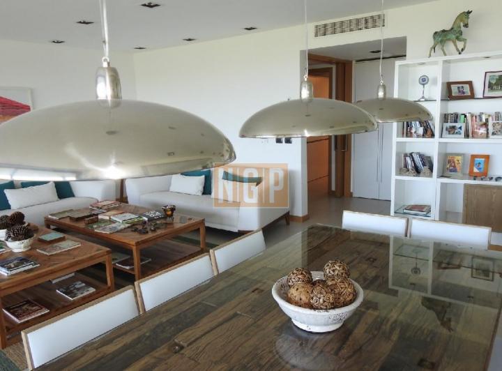 Foto de Exclusivo Apartamento en Venta Edificio Tiburón Terrazas Barra La, imagen 2