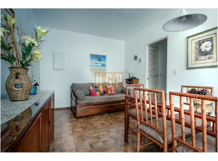 LINDISIMO DEPARTAMENTO EN AV ROOSEVELT
