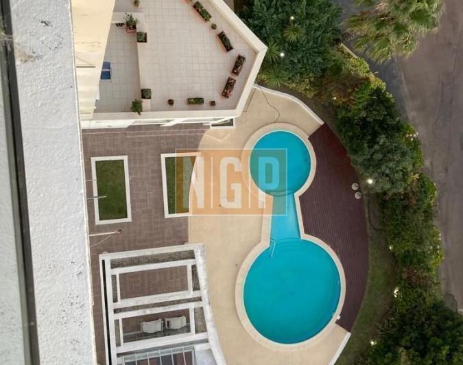 Foto de edificio con servicios, imagen 1