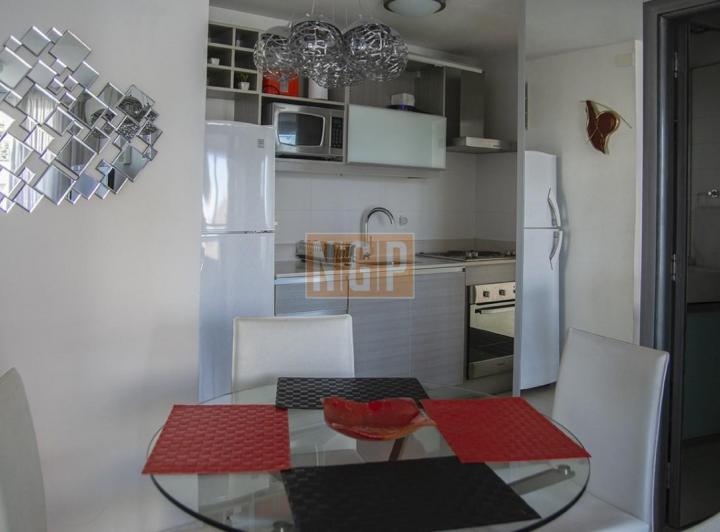 Foto de Gran departamento de 1 dormitorio en venta, imagen 1