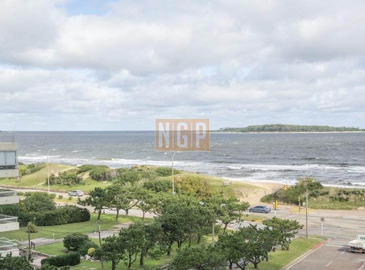 PRIMERA LINEA PUNTA DEL ESTE, PLAYA MANSA 2