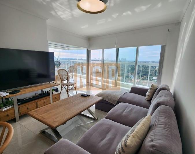 EDIFICIO MIAMI BOULEVARD II, UNIDAD LATERAL EN VENTA, 2 DORMITORIOS, PLAYA MANSA, PARRILLERO EN BALC