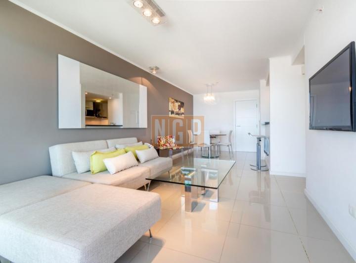 Foto de Apartamento de 2 Dormitorios en Playa Brava con Vista al Mar - Venta, imagen 2