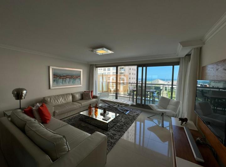 Foto de Apartamento en torre de lujo, imagen 2
