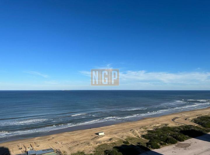 Apartamento en Punta del Este, Brava