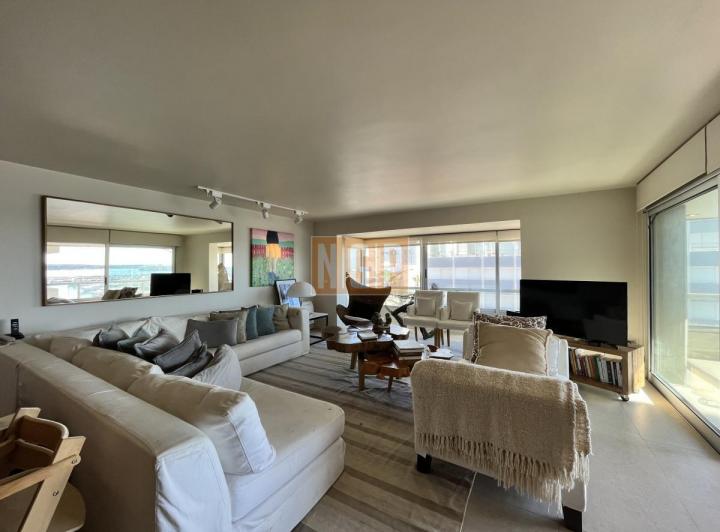 Apartamento en Punta del Este, Península 3