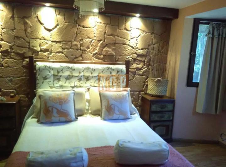 se vende y alquilo hermosa casa en pinares 4