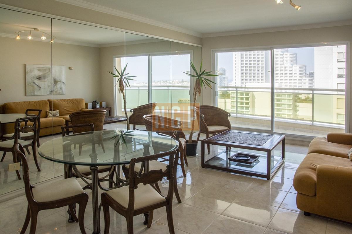 Foto de Departamento de 3 dormitorios en venta frente a Playa Mansa, Coral Tower, imagen 4