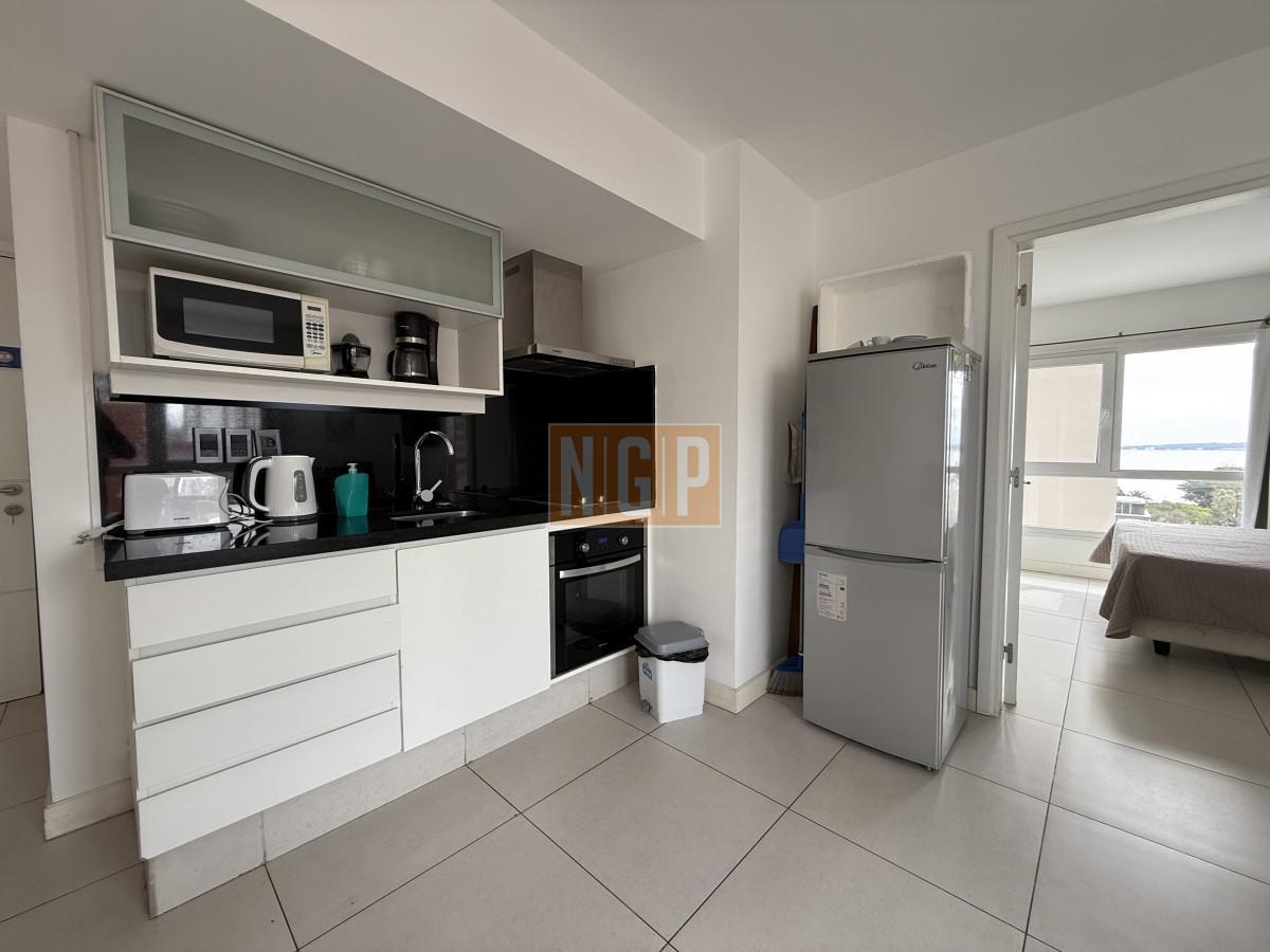 DIVINO IMPECABLE CON SERVICIOS