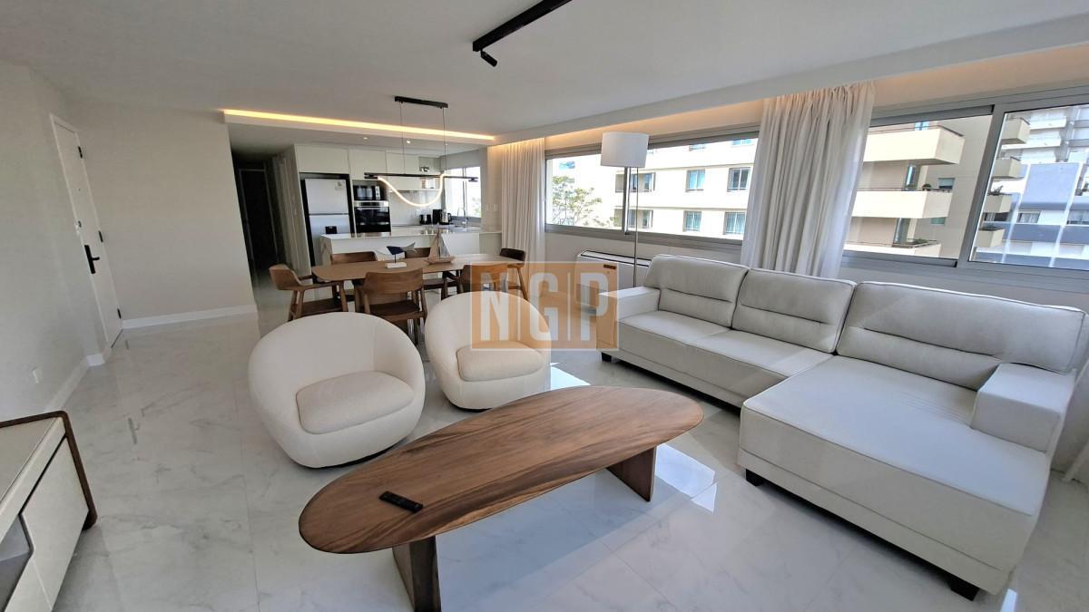 Foto de Apartamento en alquiler en el Puerto - Punta del Este, imagen 2