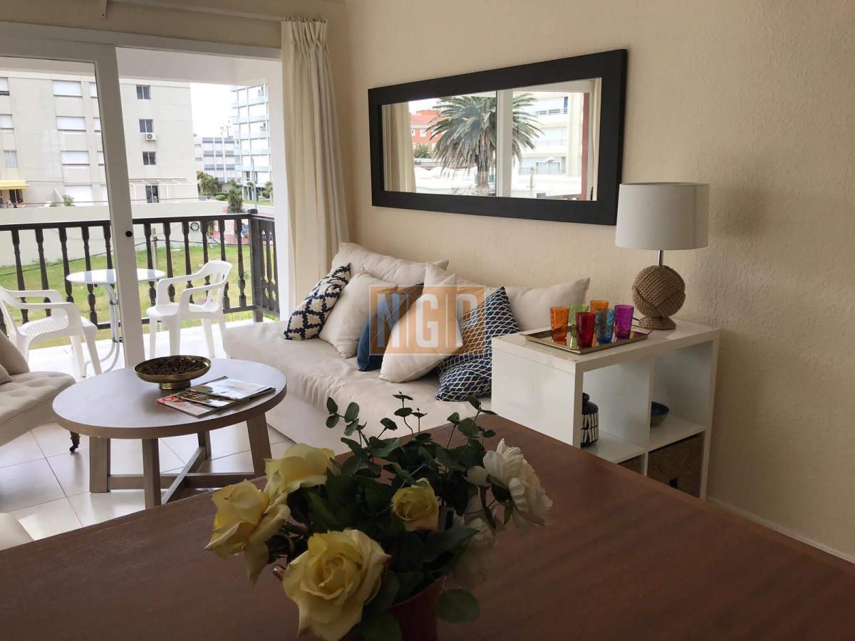 Apartamento en venta en Peninsula, Punta del Este