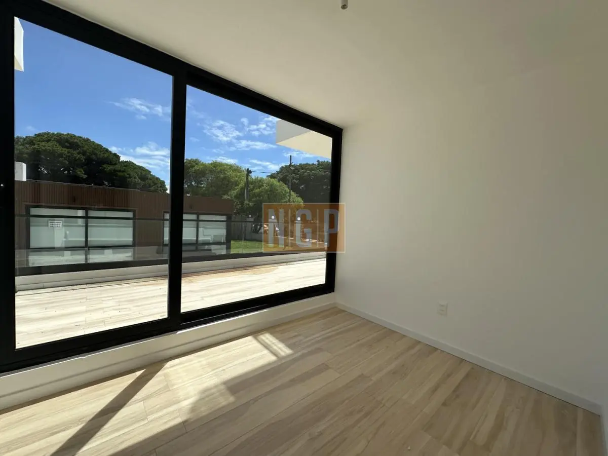 Apartamento en venta de 2 dormitorios, Aidy Grill, Punta del Este. 4