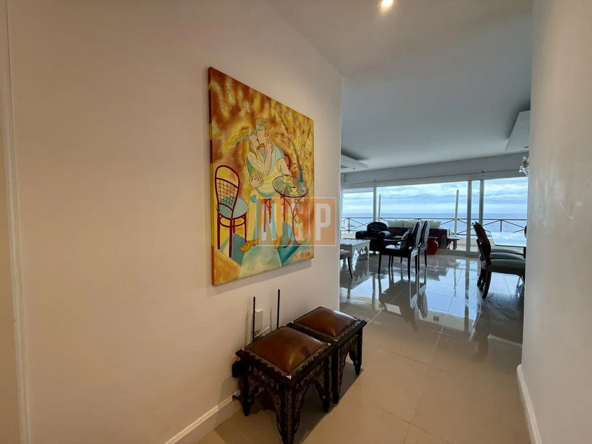 Pent House en venta en Lomas de Manantiales 3
