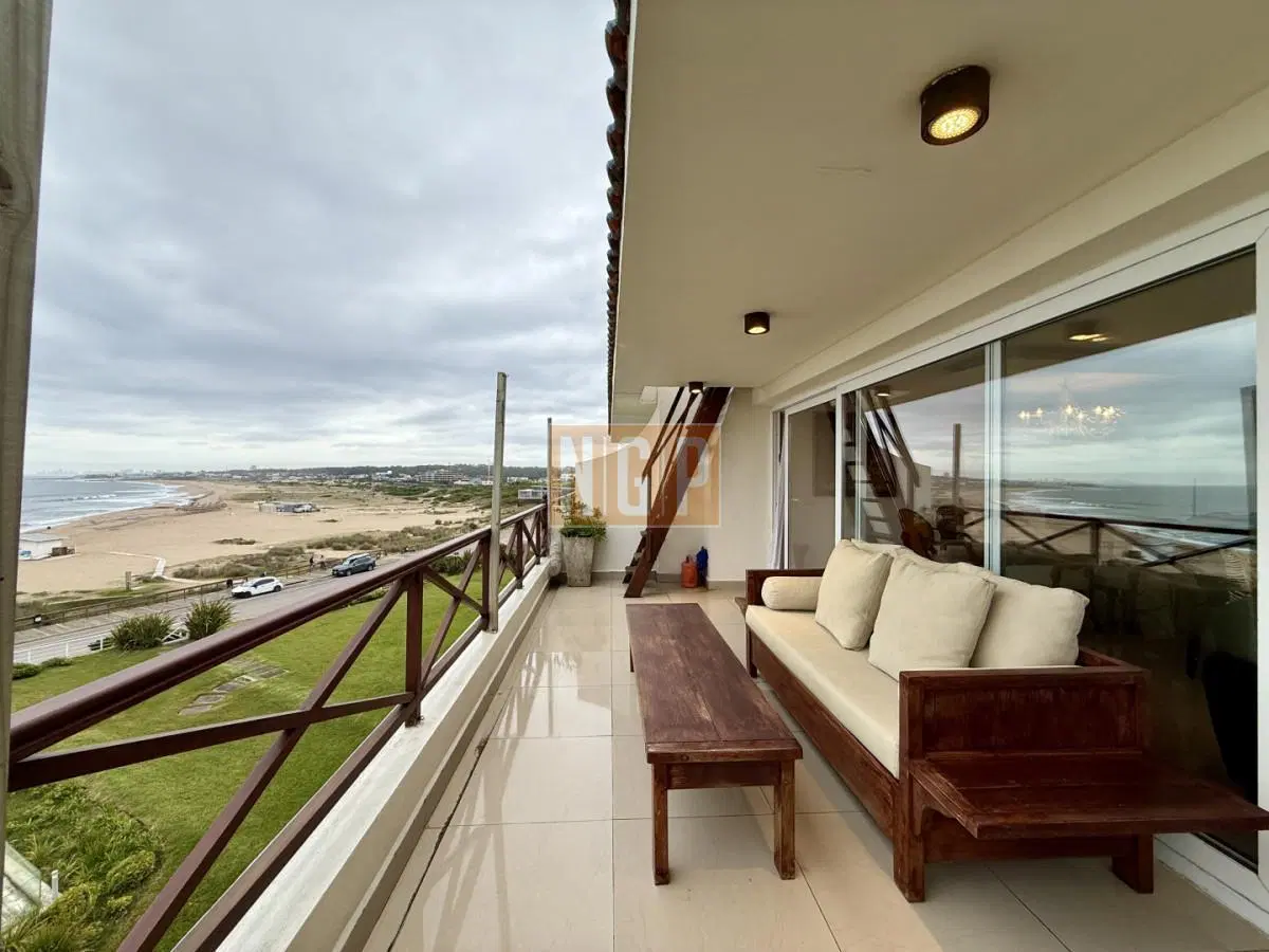 Pent House en venta en Lomas de Manantiales 4
