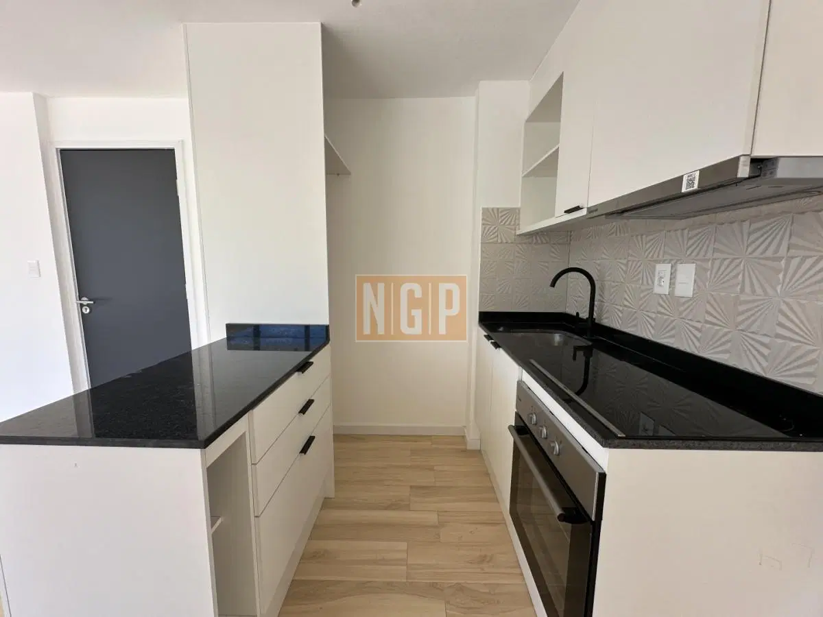 Apartamento en venta de 2 dormitorios, Aidy Grill, Punta del Este. 2
