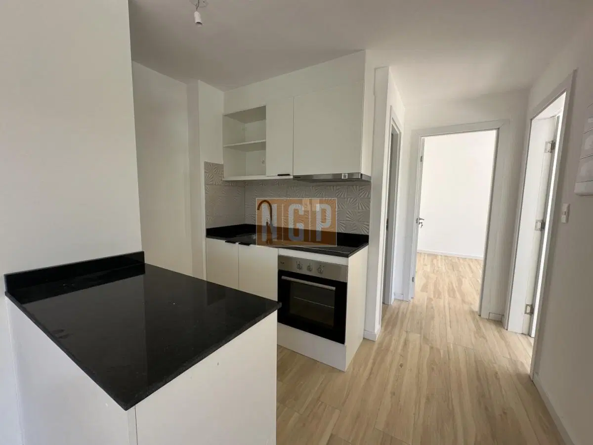Apartamento en venta de 2 dormitorios, Aidy Grill, Punta del Este. 3