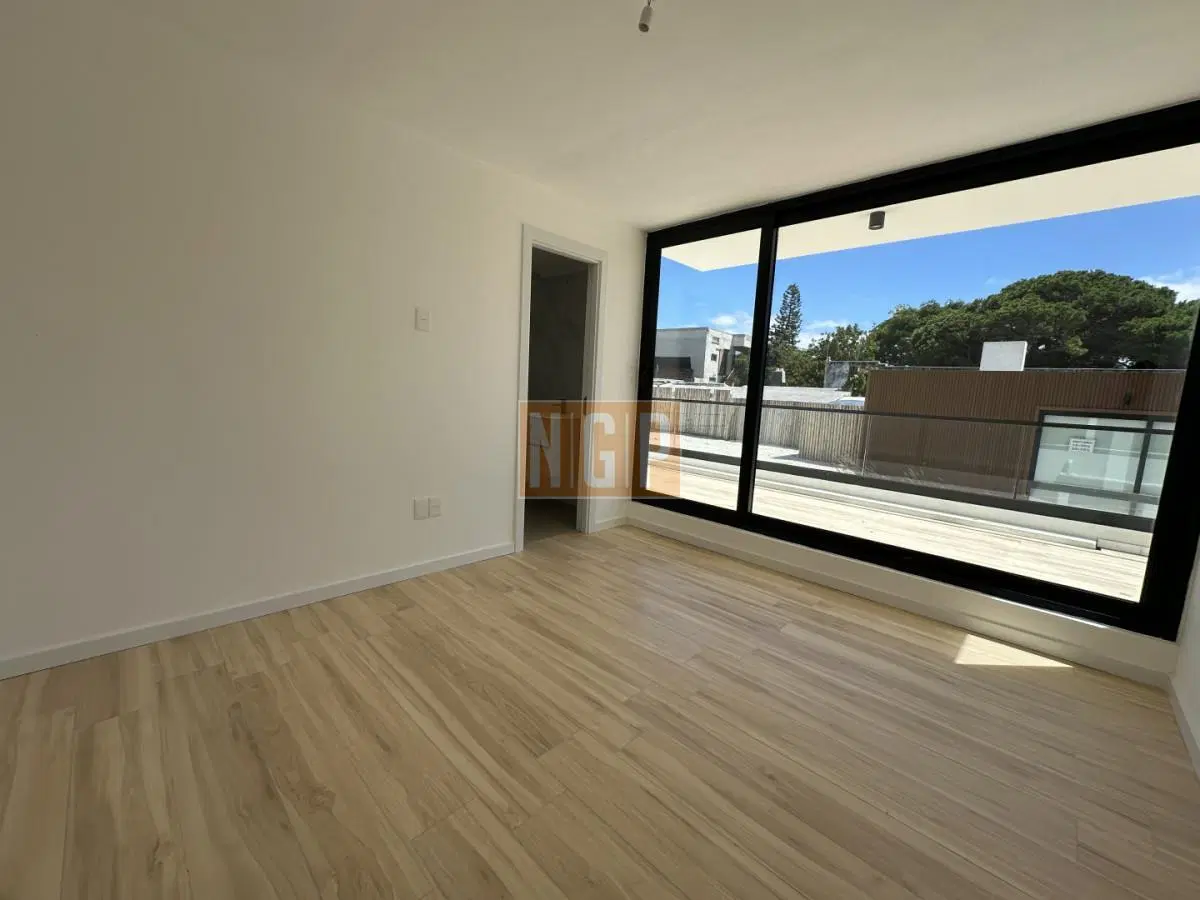 Apartamento en venta de 2 dormitorios, Aidy Grill, Punta del Este. 4