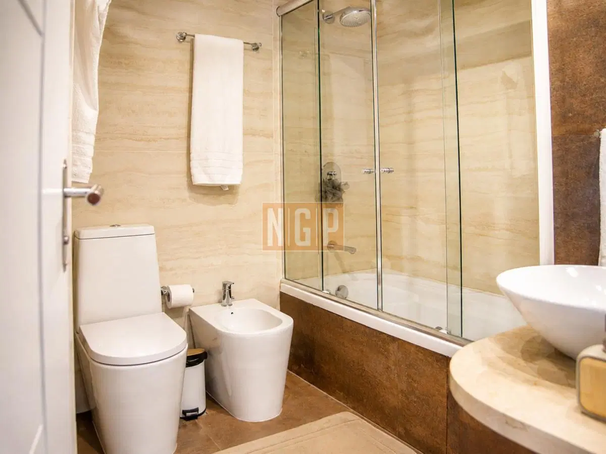 Departamento de 2 dormirorios en venta en Miami Boulevard, Punta del Este 5