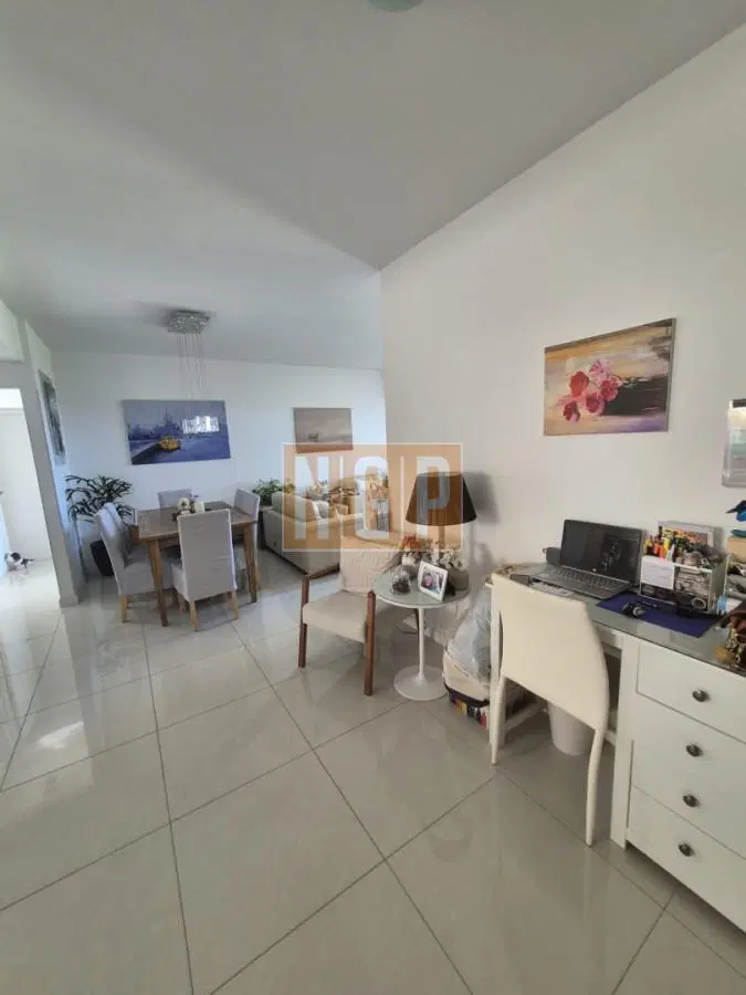 Apartamento en venta primera linea Playa Mansa Punta del Este 2 dormitorios 5