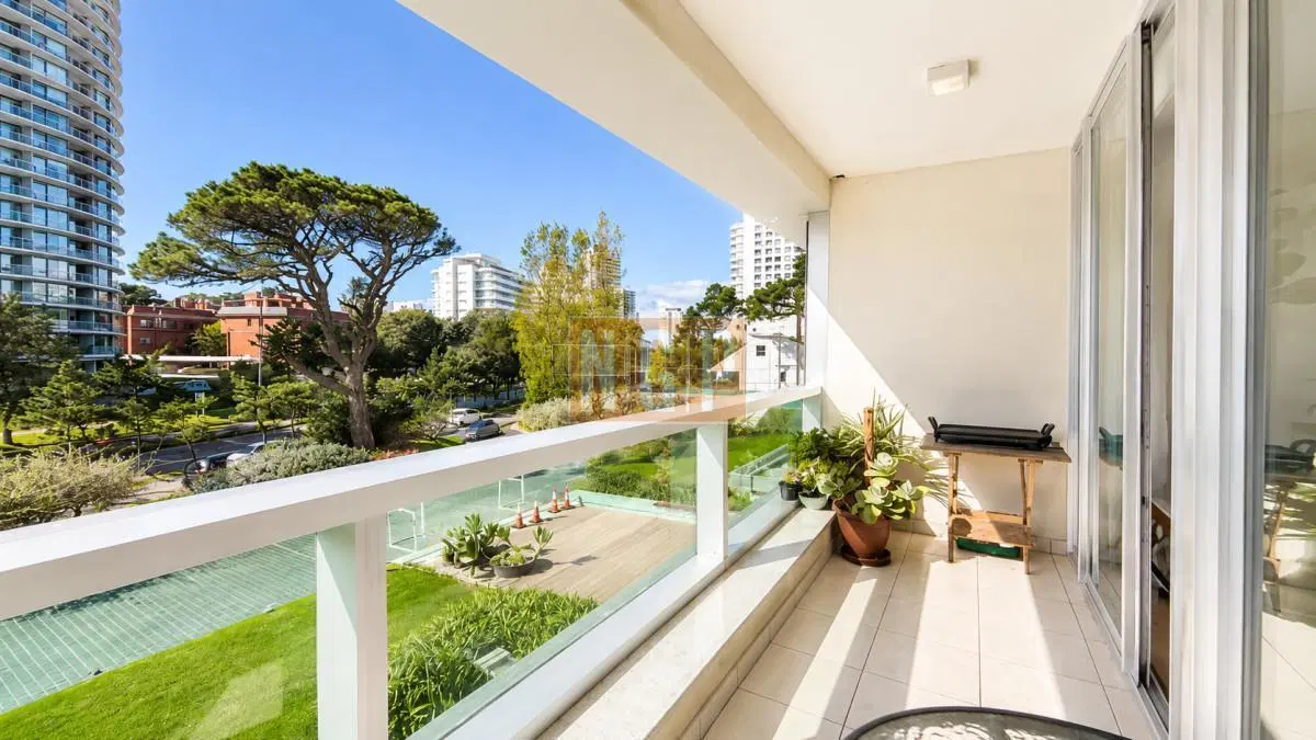 Apartamento en venta de 3 dormitorios en Punta del Este 5
