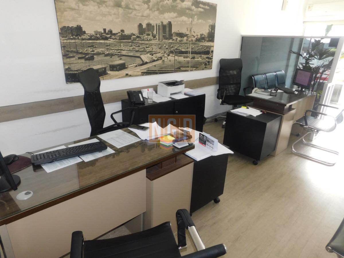 Foto de LOCAL EN VENTA EN PENINSULA, imagen 3
