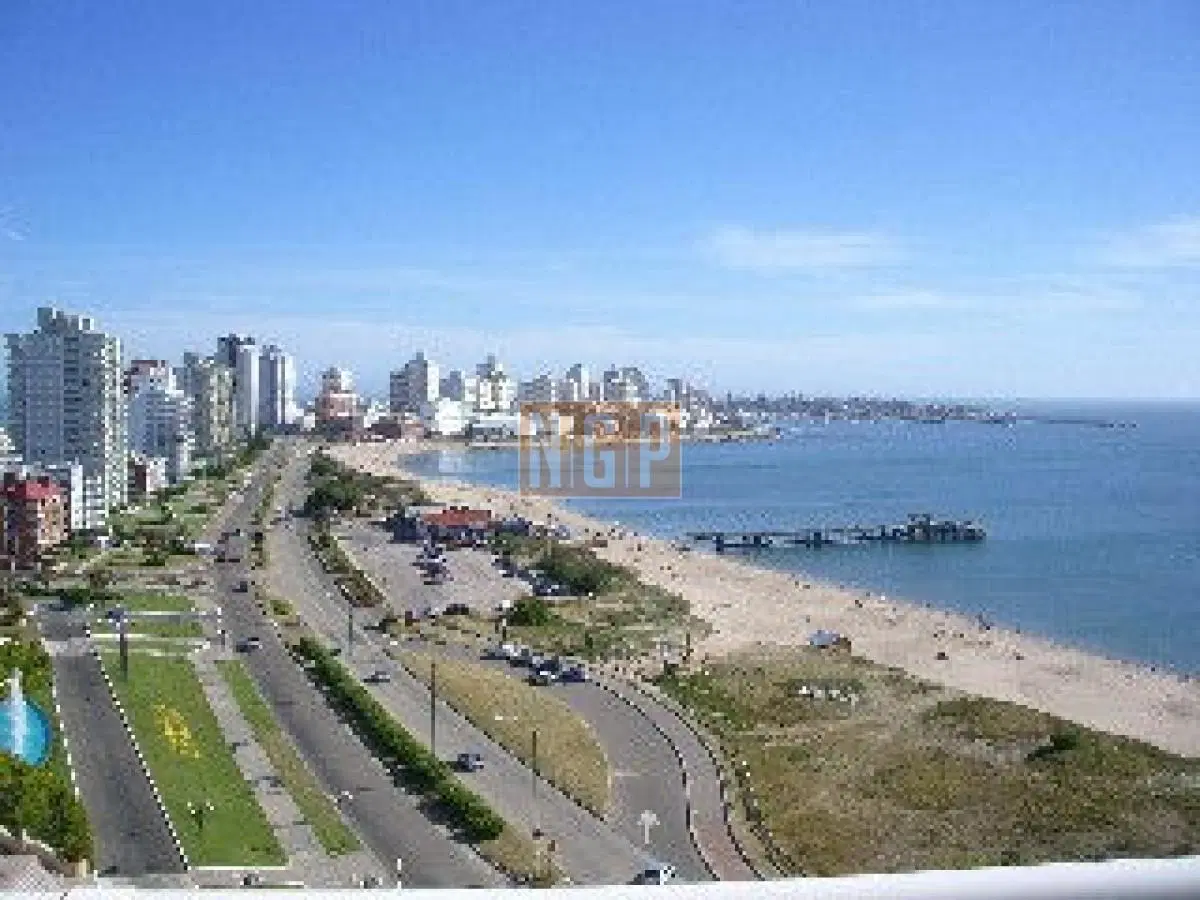 LINDISIMO EDIFICIO CON TODOS LOS SERVICIOS 3