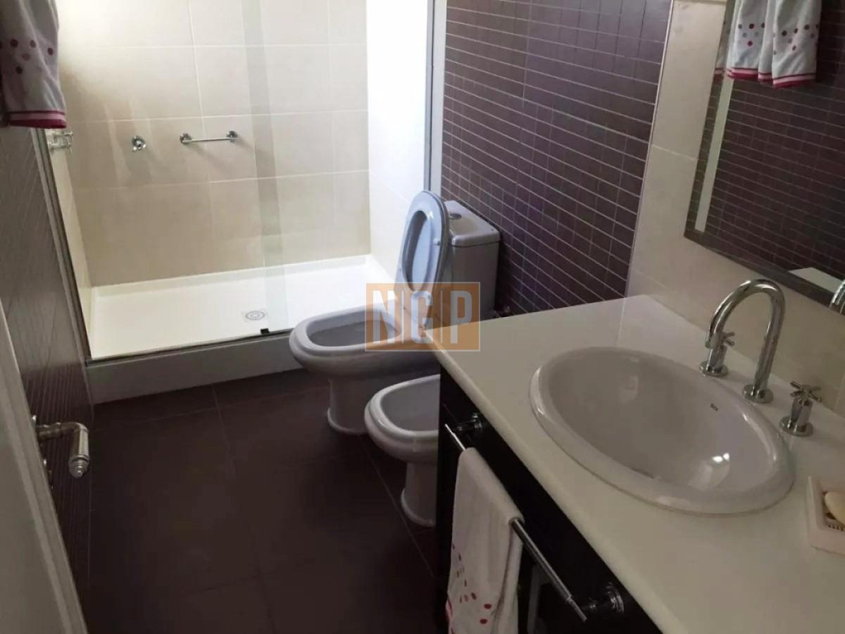 Foto de APARTAMENTO NUEVO CON TODOS LOS SERVICIOS FRENTE AL MAR DE ALTA GAMA EN, imagen 2