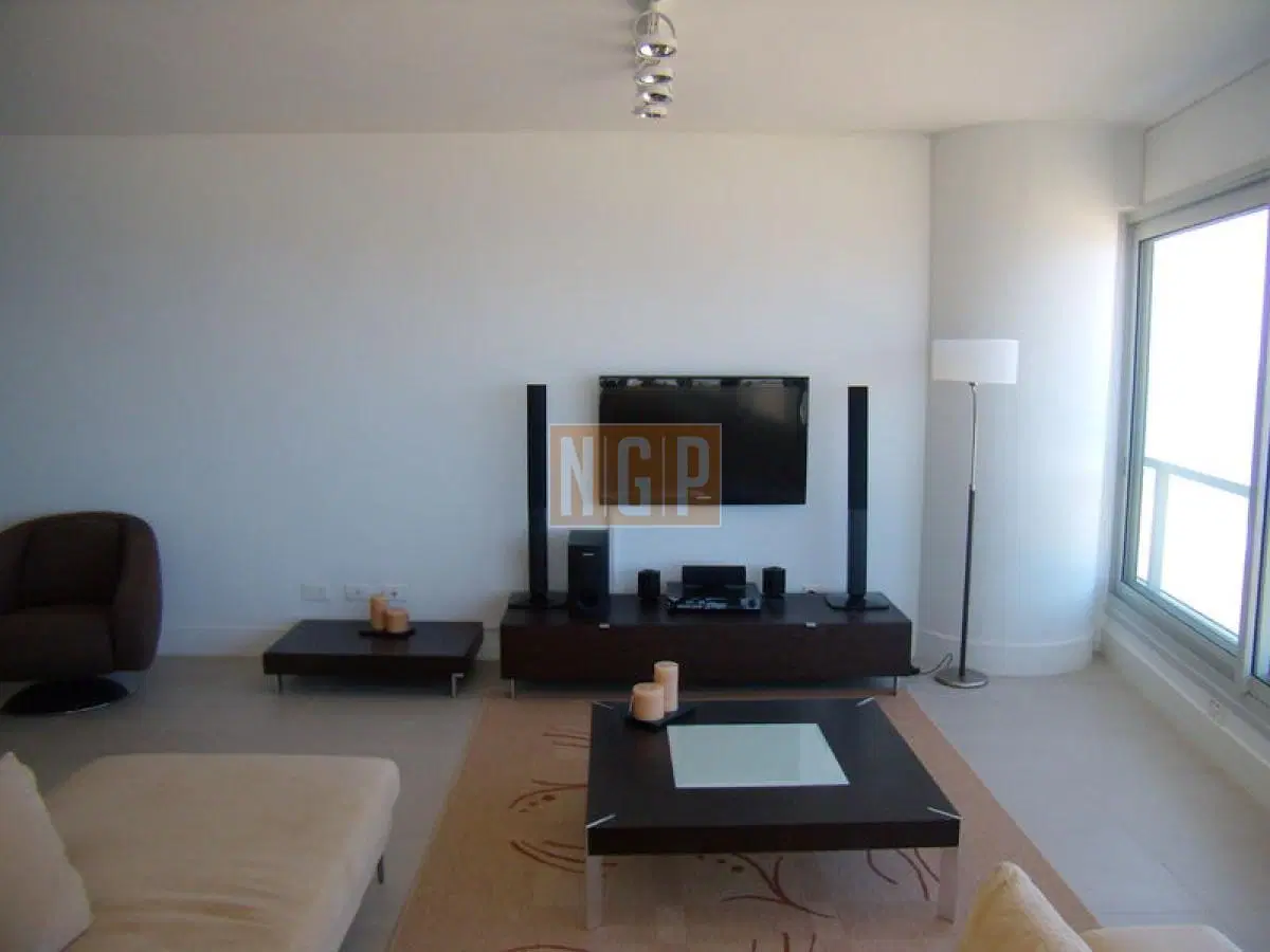 Apartamento en Venta de 3 dormitorios en Torre Le parc , Punta del este 8