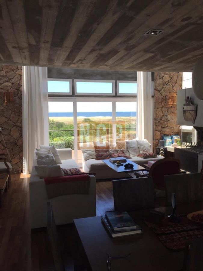 Foto de Venta casa de 4 dormitorios frente al mar, imagen 5