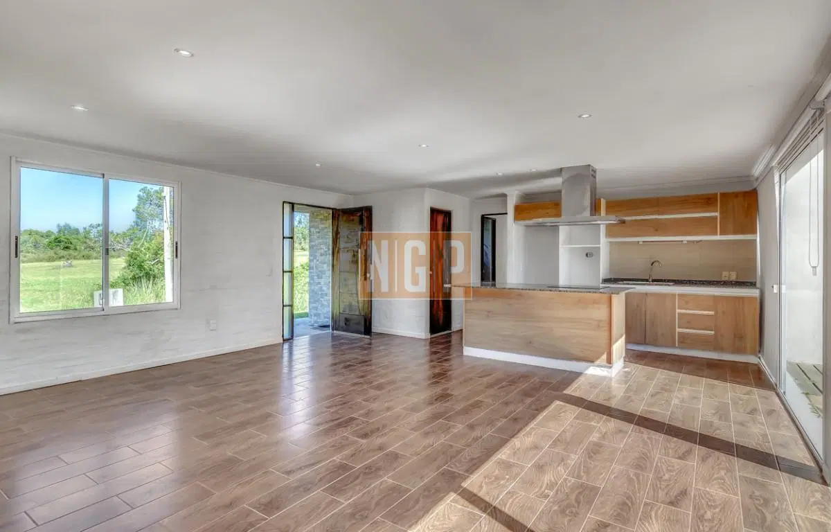 Venta Casa en barrio privado en Punta Ballena, 3 dormitorios. 1