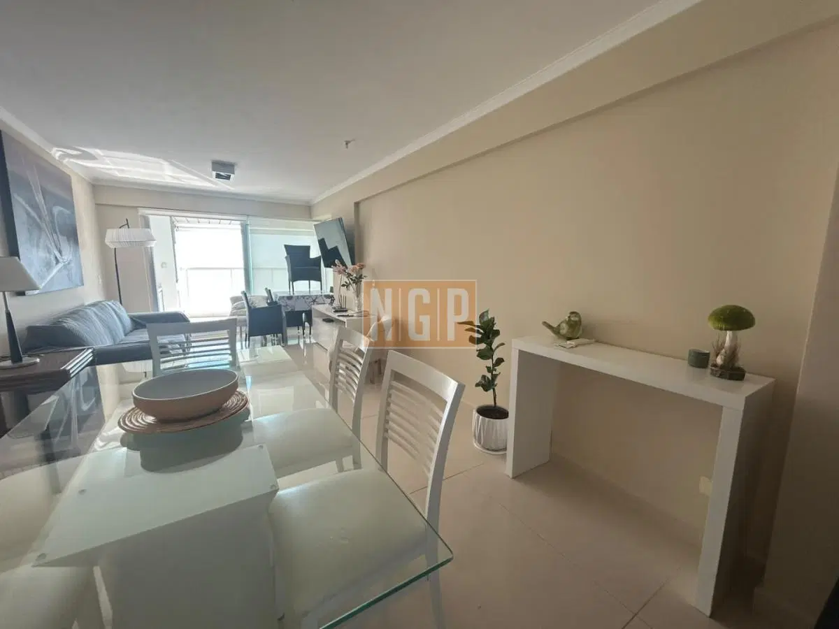 departamento playa mansa con servicios 2
