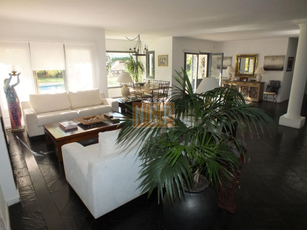 Foto de HERMOSA CASA A POCAS CUADRAS DEL MAR, imagen 5