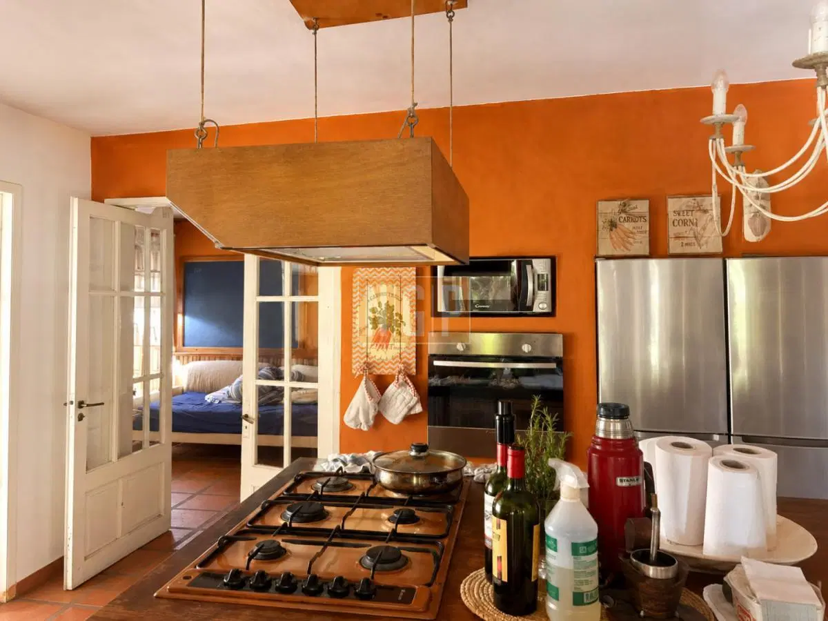 Chalet de 4 dormitorios, piscina y parrillero en venta, Zona tranquila. Punta del Este. 5