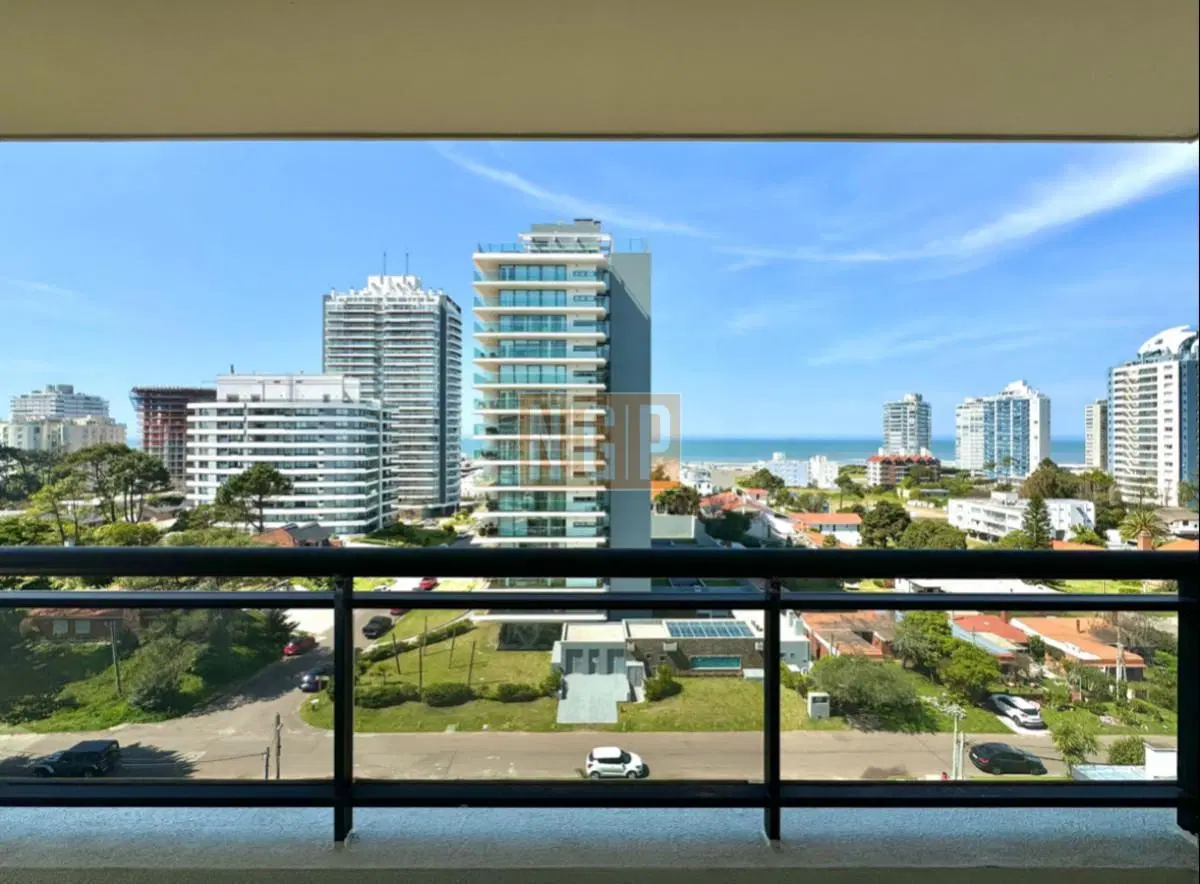 Apartamento en Punta del Este, Brava 1