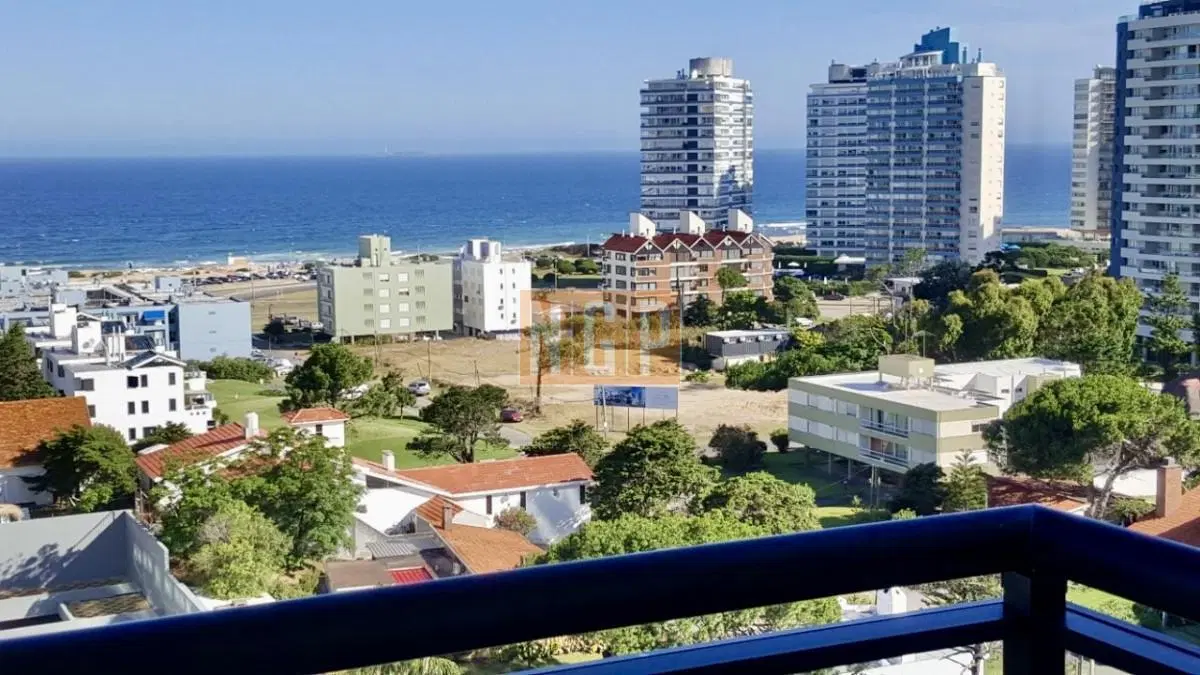 Apartamento en Punta del Este, Brava 3