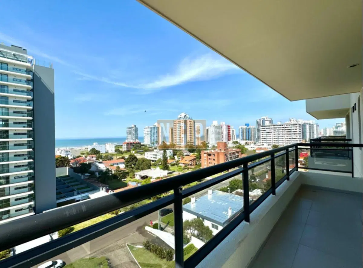 Apartamento en Punta del Este, Brava 5