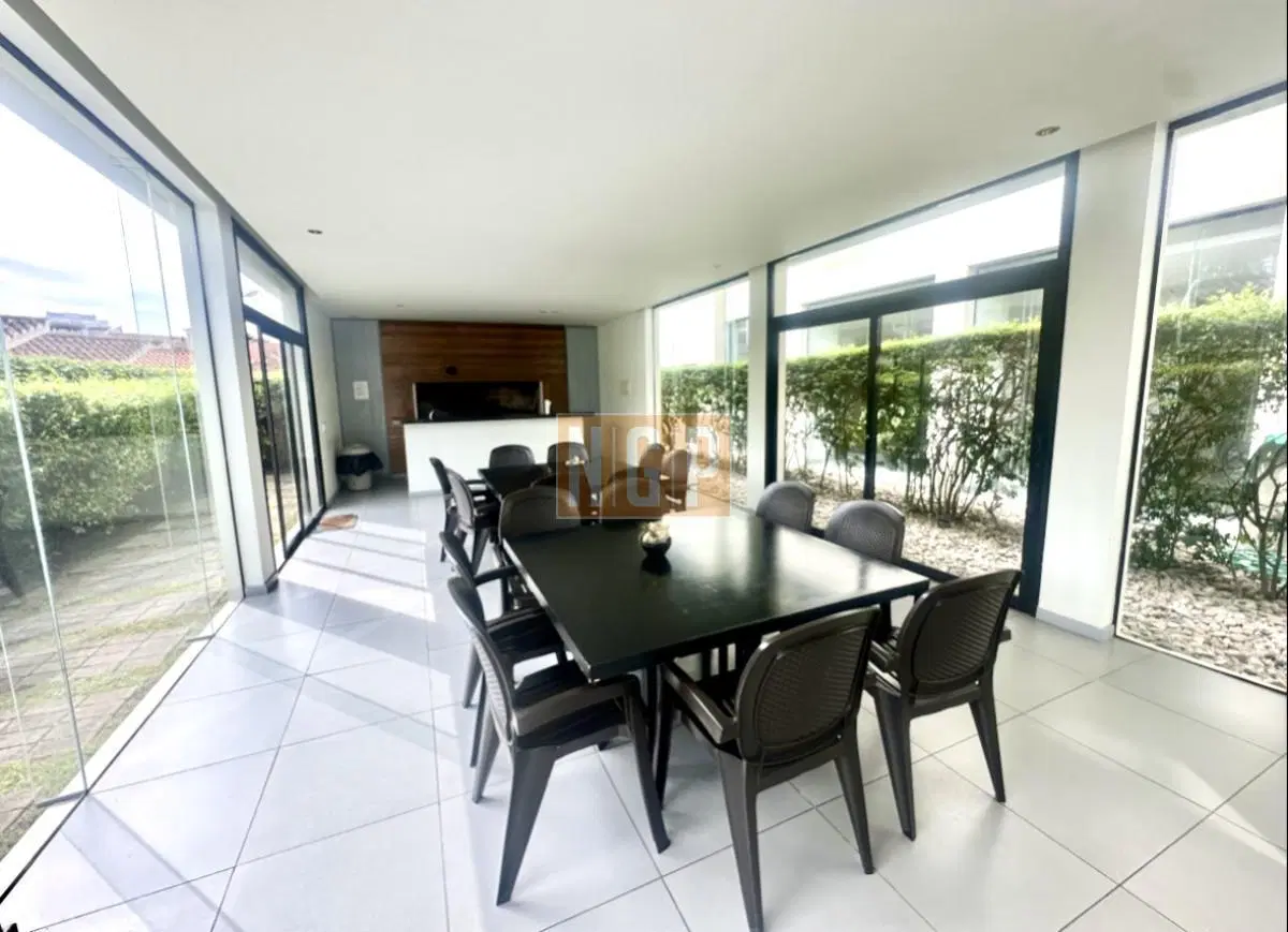 Apartamento en Punta del Este, Brava 5