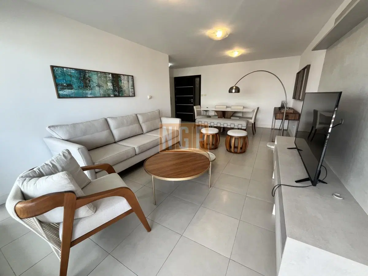 Apartamento de 2 dormitorios en venta, Punta del Este. 3