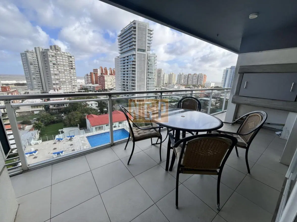 Apartamento de 2 dormitorios en venta, Punta del Este. 4