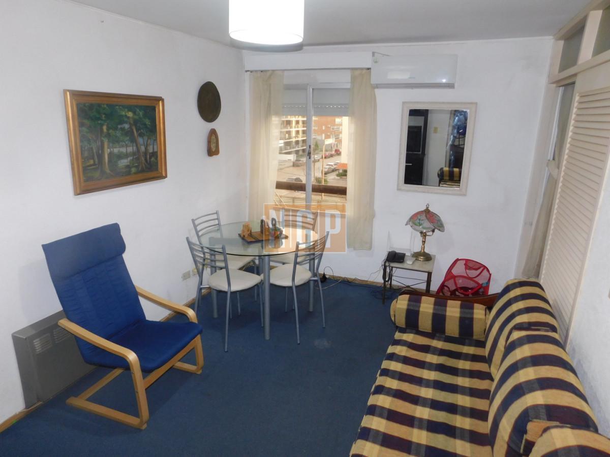 Foto de APARTAMENTO EN VENTA 1 DORMITORIO PENINSULA, imagen 4