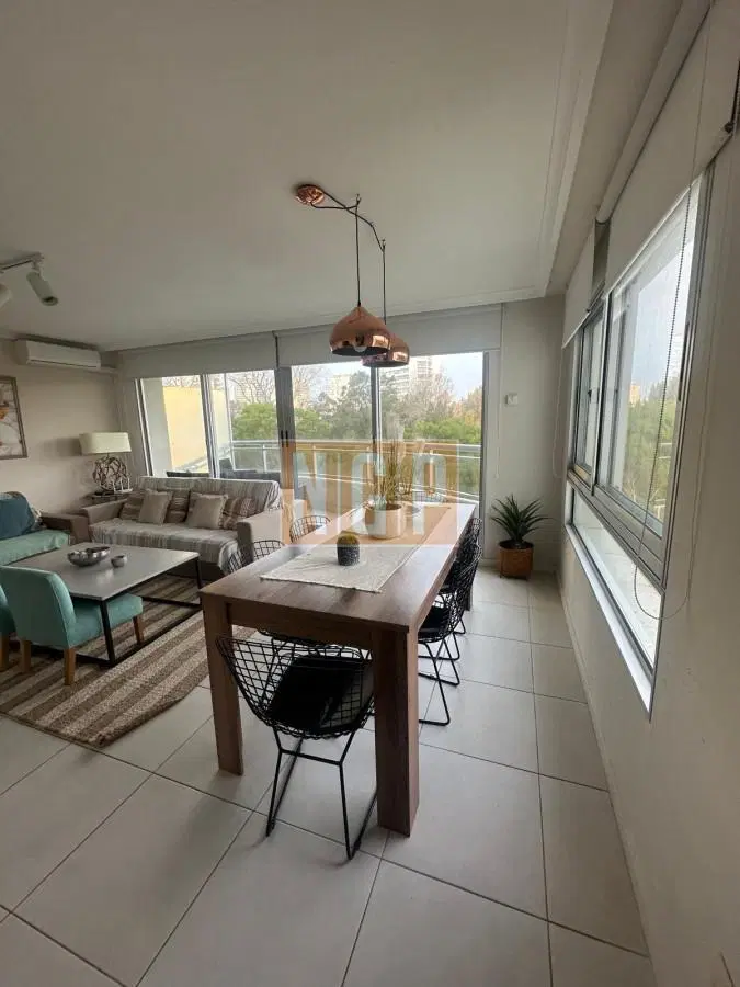 departamento en Ocean drive 5