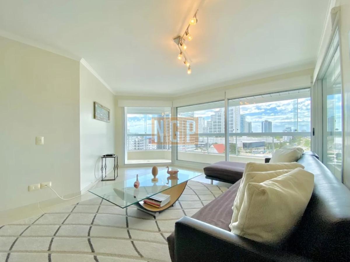 Foto de Apartamento en Venta de tres dormitorios, Punta del Este, imagen 1