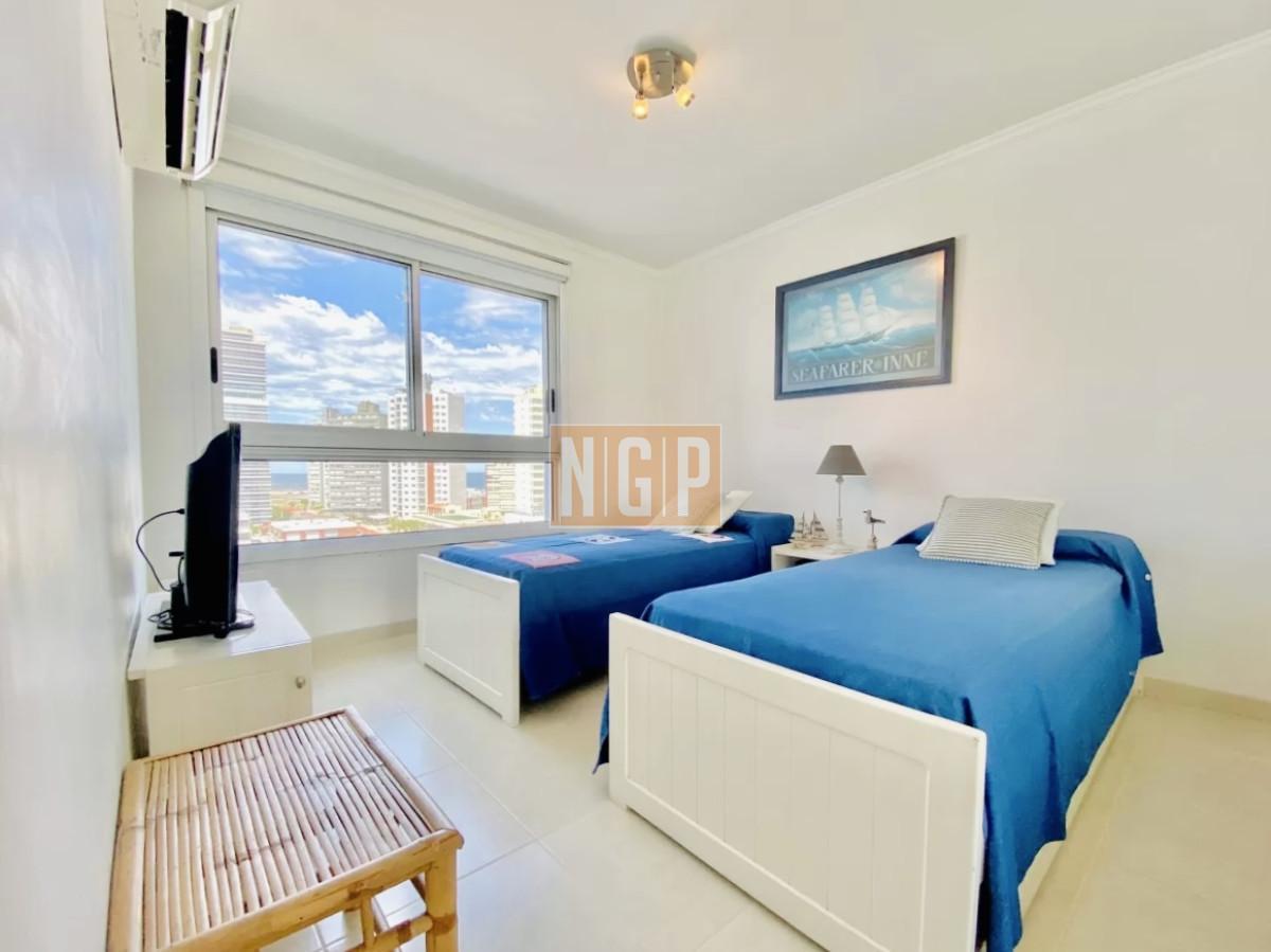 Foto de Apartamento en Venta de tres dormitorios, Punta del Este, imagen 3