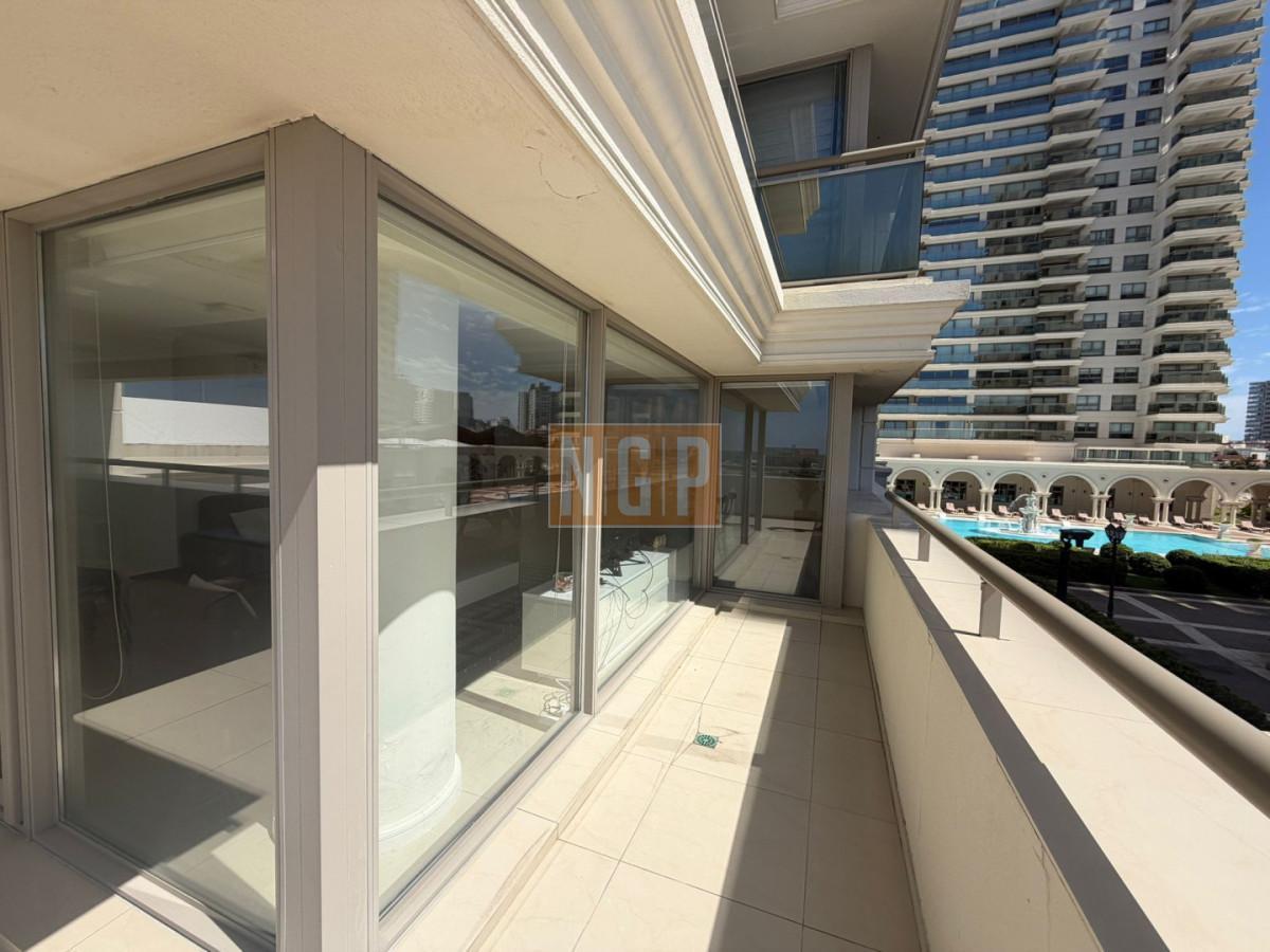 Foto de Apartamento en venta de 4 dormitorios en Punta del este , Imperiale, imagen 2