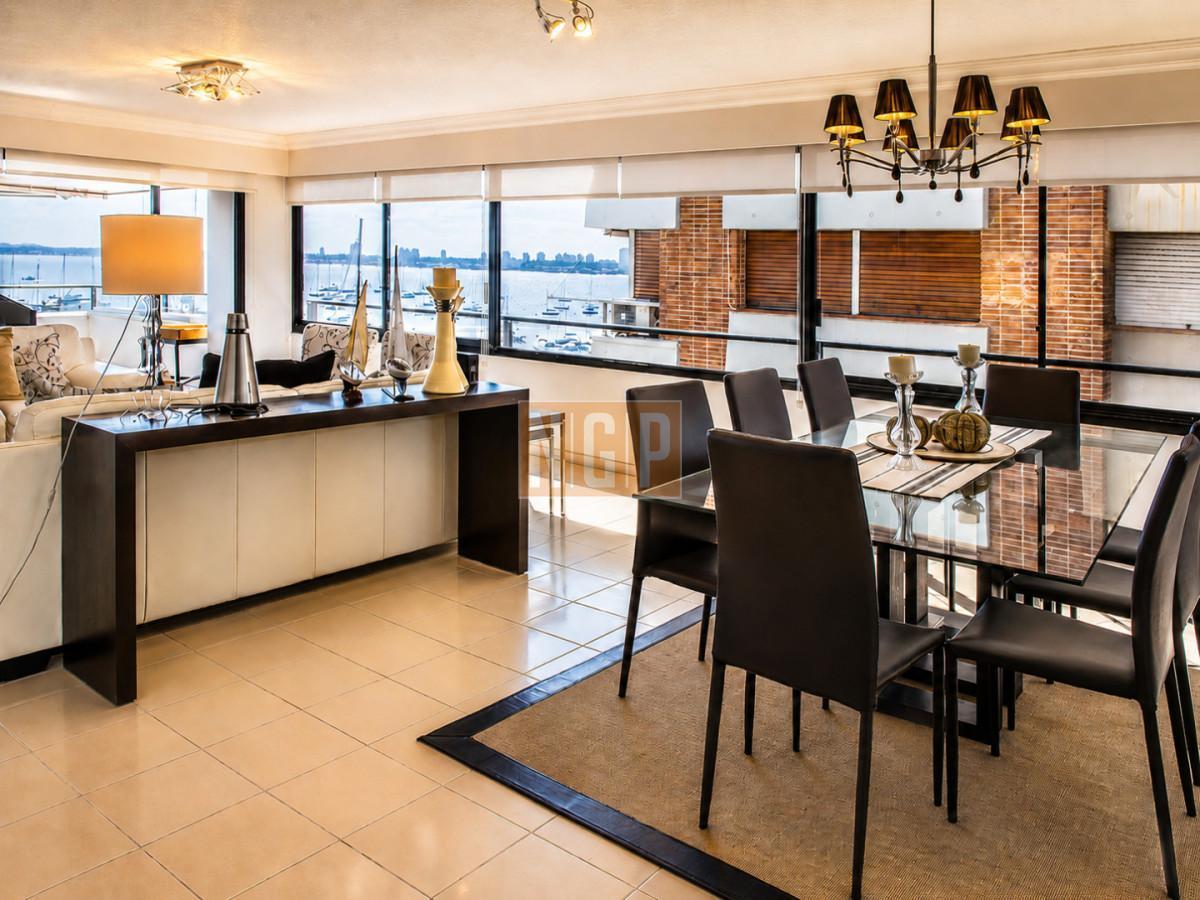 Foto de Espectcular departamento en venta frente al puerto 4 dormitorios, imagen 2