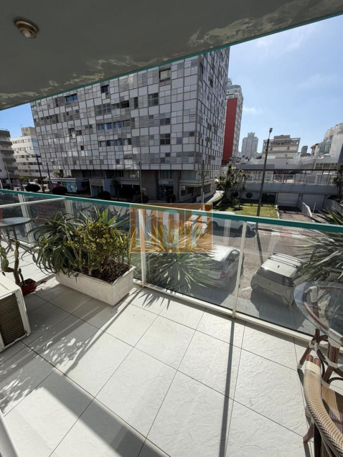Foto de Apartamento de 1 dormitorio en Venta en Punta del este , Península, imagen 1
