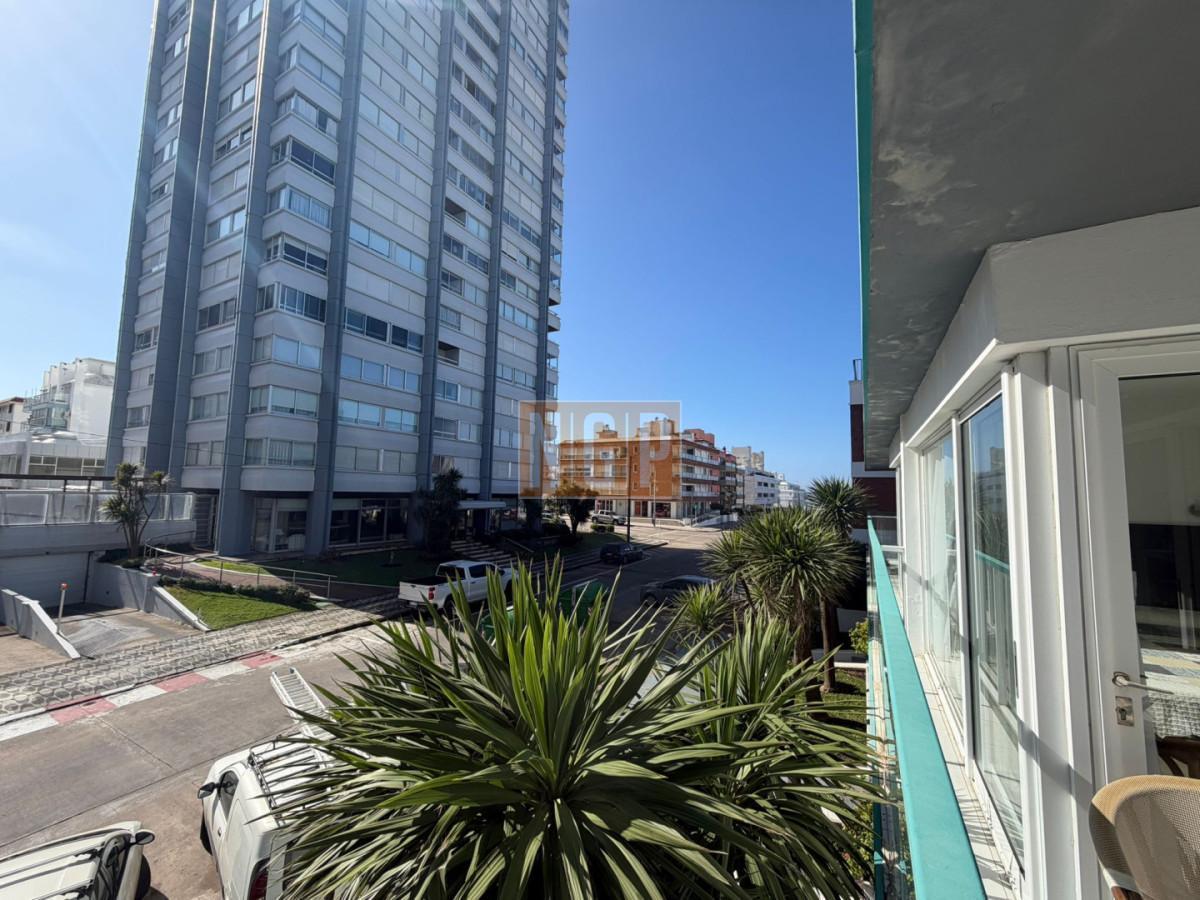 Foto de Apartamento de 1 dormitorio en Venta en Punta del este , Península, imagen 3