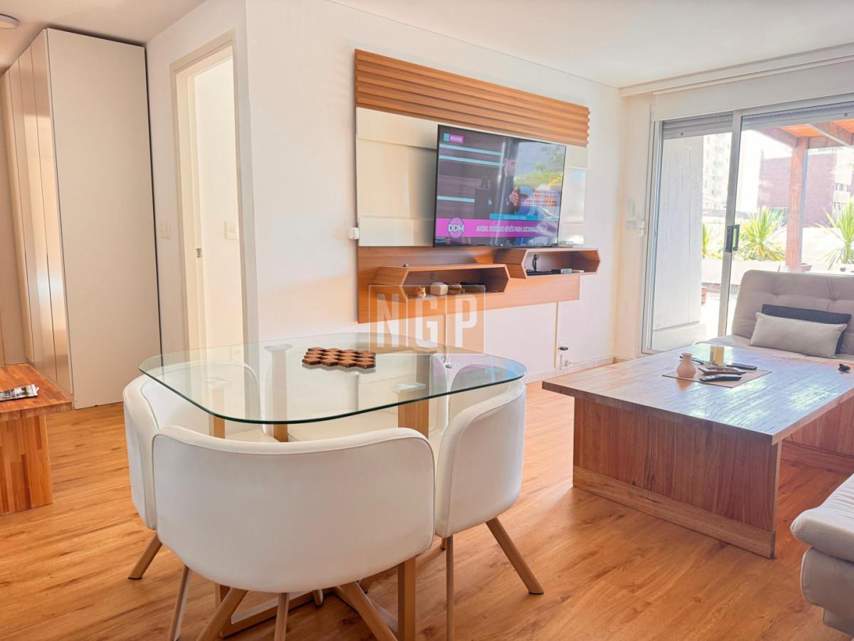 Foto de APARTAMENTO EN PLENA PENINSULA CUENTA CON EXCELENTE TERRAZA, imagen 2