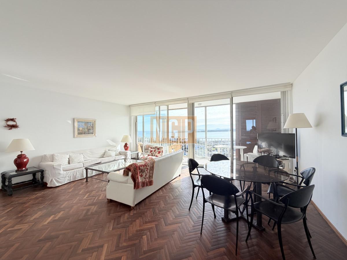 Foto de Venta de apartamento 3 dormitorios Puerto Punta del Este, imagen 2