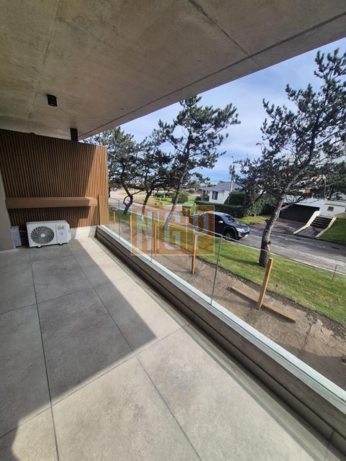 Foto de Apartamento en venta primera linea de la mansa 1 dormitorio, imagen 2